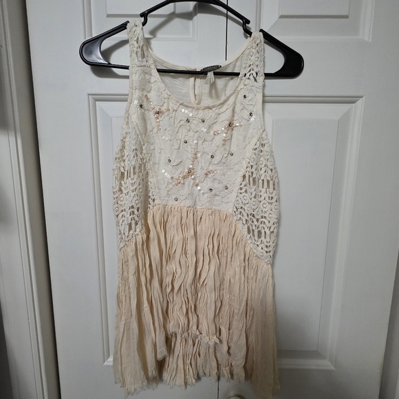 Gimmicks By BKE Crinkled Chiffon Tank Top Women's Size Small - Picture 1 of 7